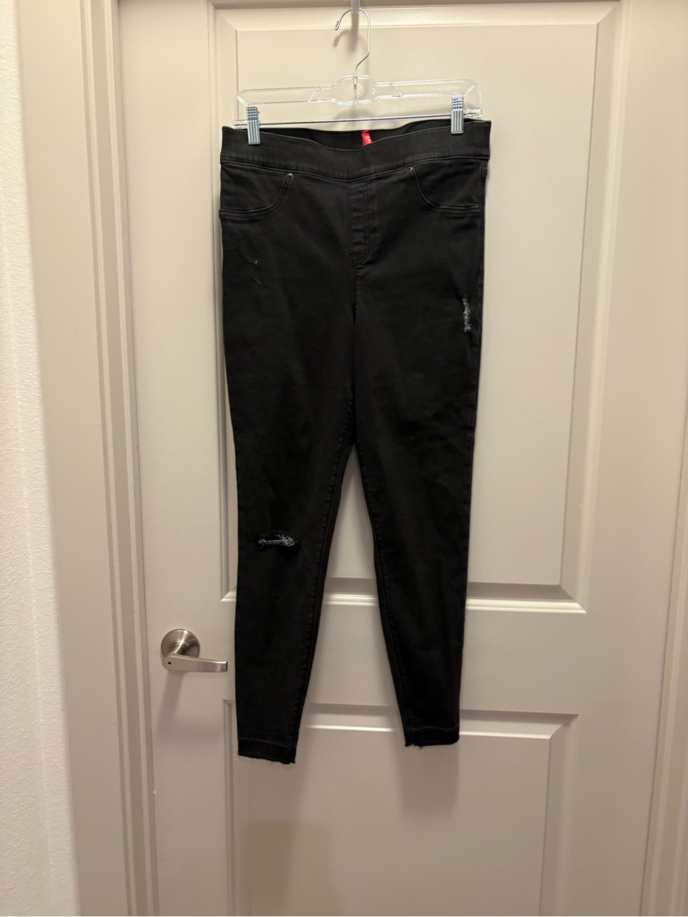 Black Distressed Skinny Jeans Spanx tummy control shaping size L